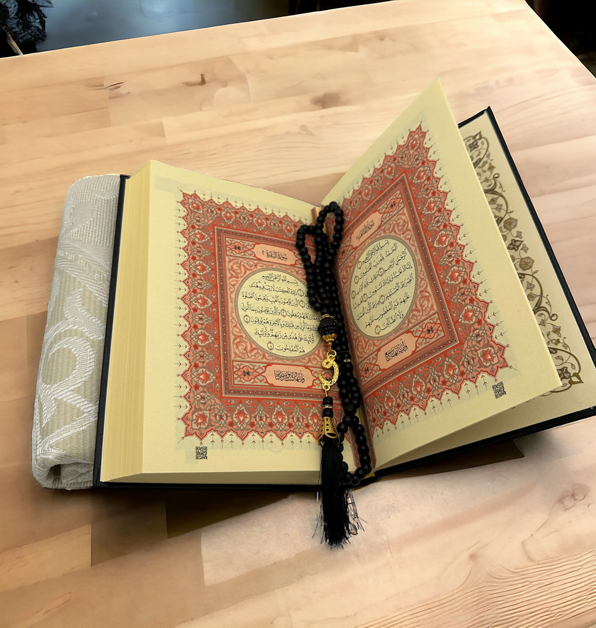 ZANBEAL Heritage Reflections Islamic Gift Set : Luxurious Prayer Set with Quran, Tasbih and Prayer Rug