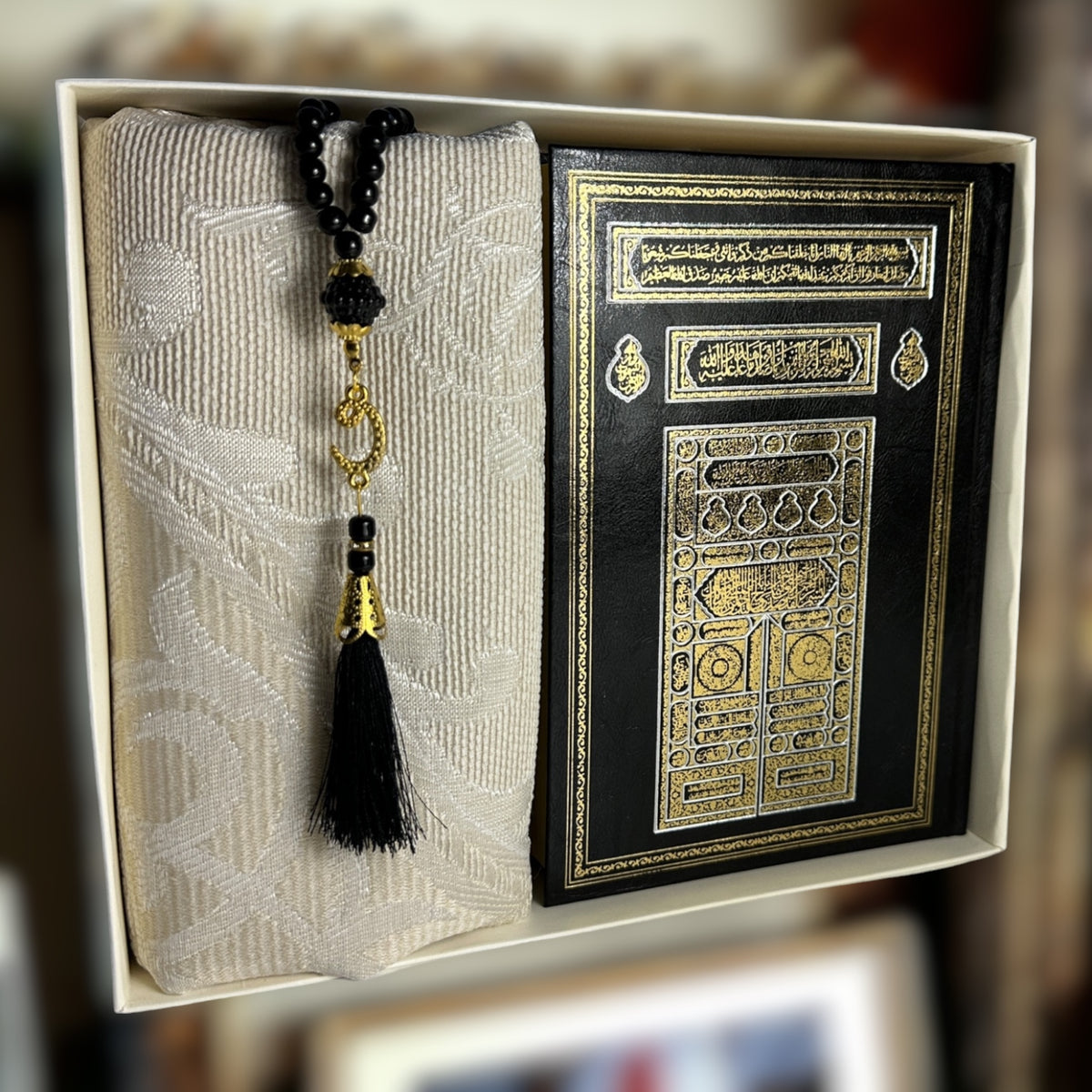ZANBEAL Heritage Reflections Islamic Gift Set : Luxurious Prayer Set with Quran, Tasbih and Prayer Rug