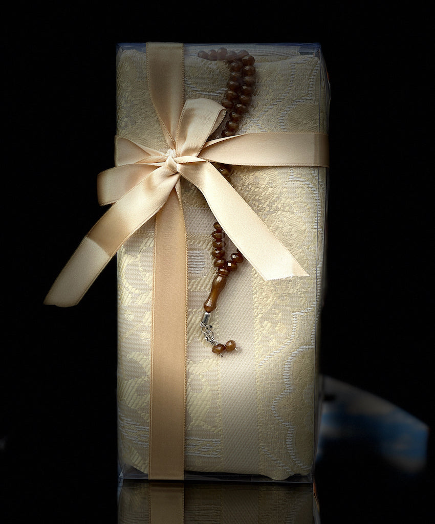 Islamic Gift Box with Muslim Prayer Mat and Tasbih Prayer Beads - An ideal Gift for Muslims-Islamic Goods Direct