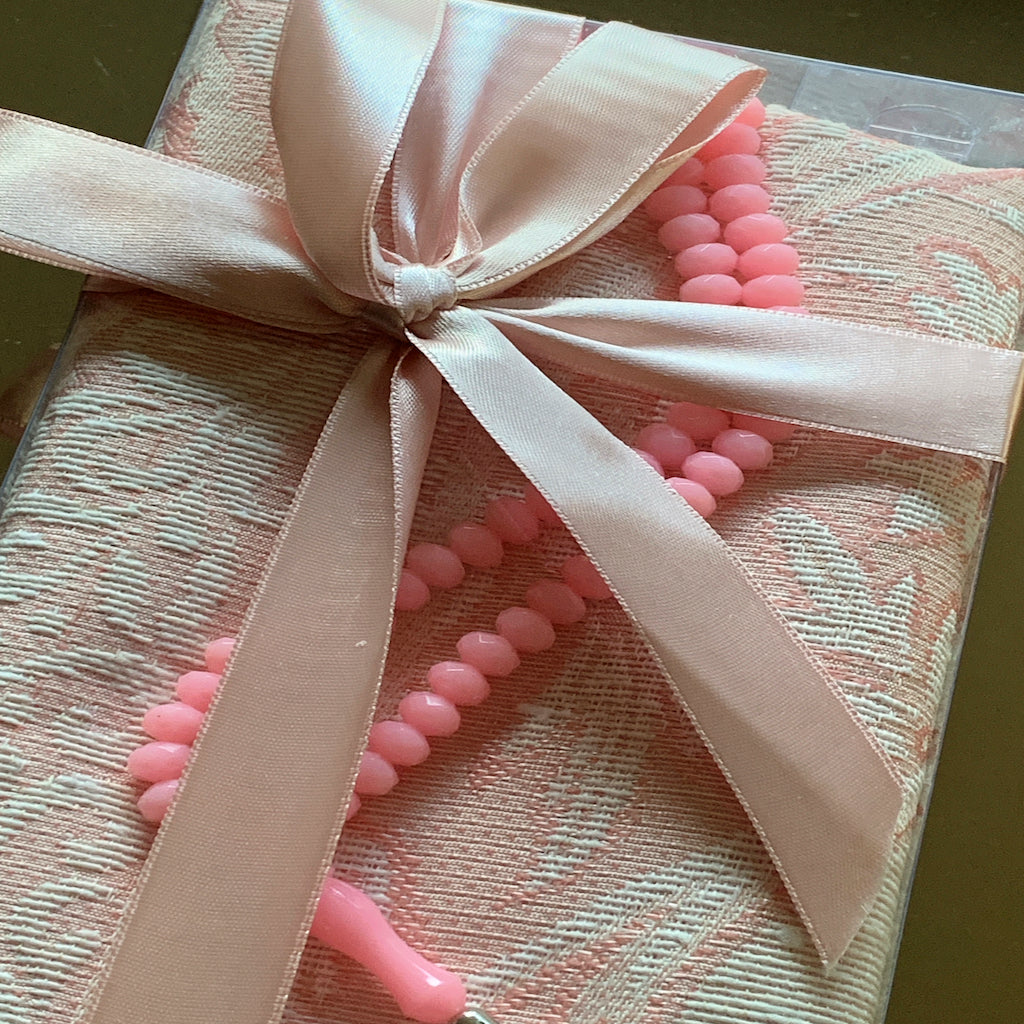 Islamic Gift Box with Muslim Prayer Mat and Tasbih Prayer Beads - An ideal Gift for Muslims-Islamic Goods Direct