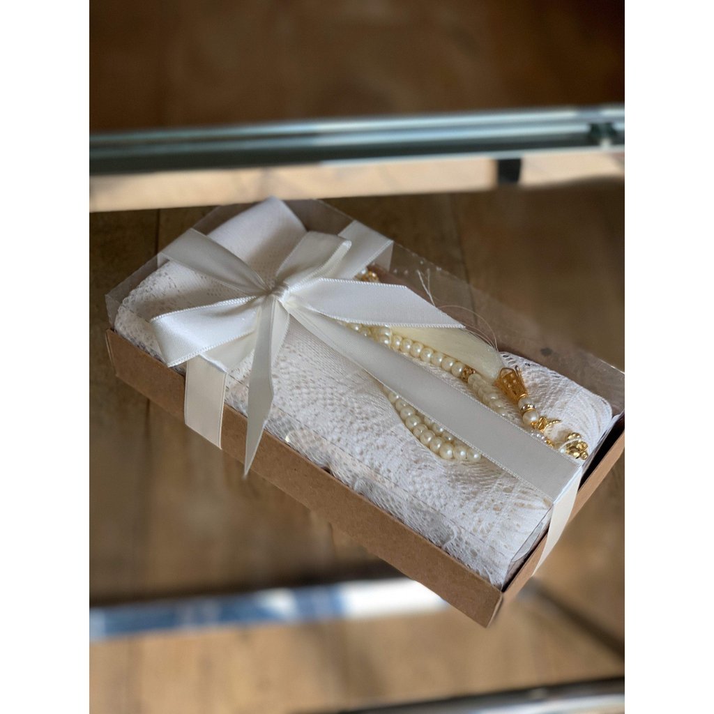 Head Scarf Gift Box with Tasbih beads - an ideal gift for Muslim women-Gift-Islamic Goods Direct