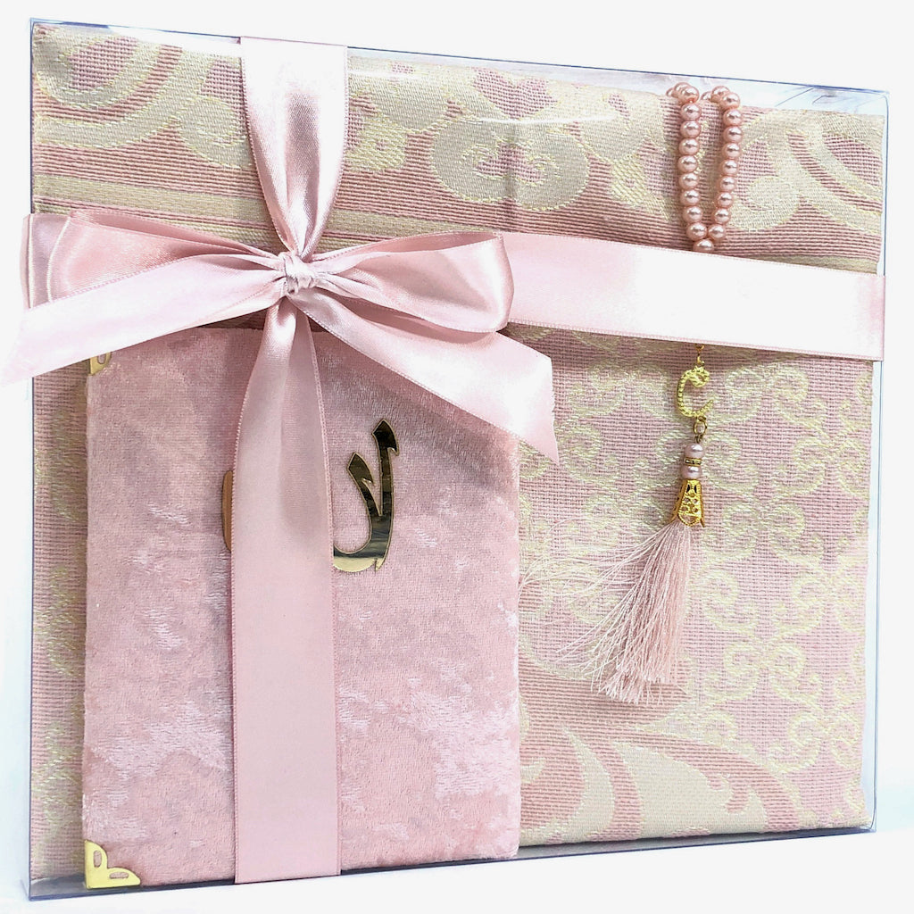 Islamic Gift box consists of a Prayer mat, Surah Book &amp; tasbih beads-Gift-Islamic Goods Direct
