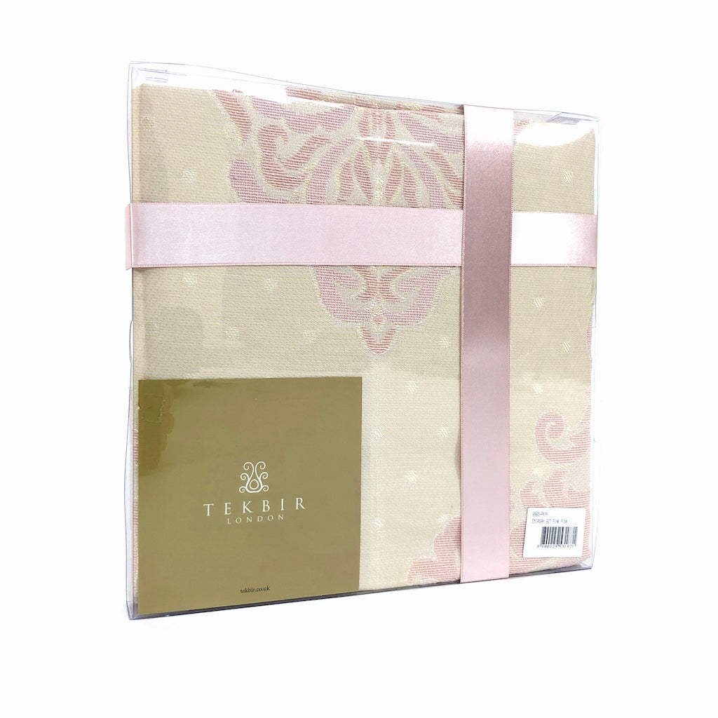 Islamic Gift box consists of a Prayer mat, Surah Book &amp; tasbih beads-Gift-Islamic Goods Direct