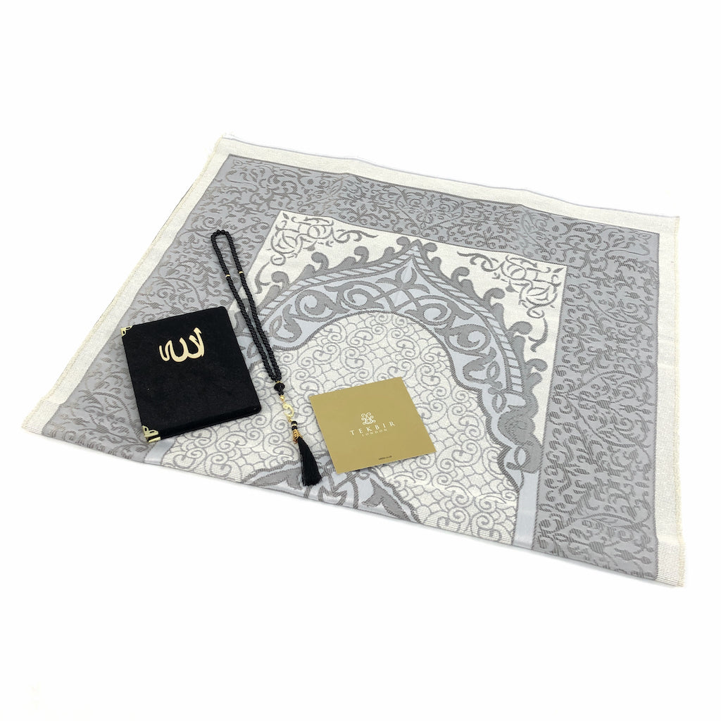 Islamic Gift box consists of a Prayer mat, Surah Book &amp; tasbih beads-Gift-Islamic Goods Direct