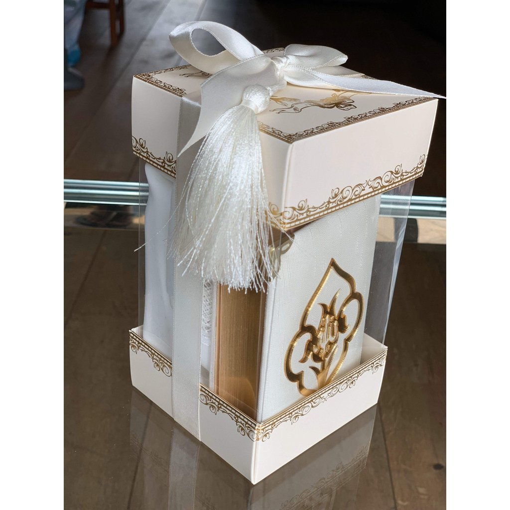 Islamic Gift Box with ladies head scarf and golden Quran in Arabic-Gift-Islamic Goods Direct