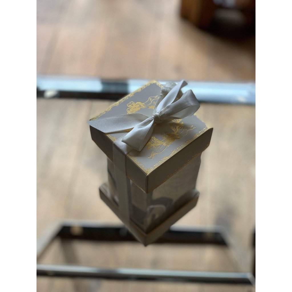 Islamic Gift Box with ladies head scarf and golden Quran in Arabic-Gift-Islamic Goods Direct