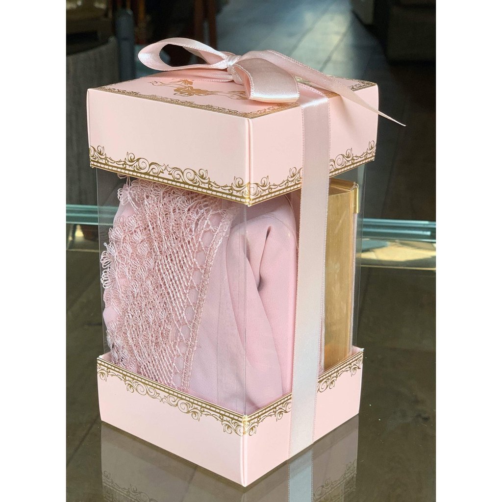 Islamic Gift Box with ladies head scarf and golden Quran in Arabic-Gift-Islamic Goods Direct