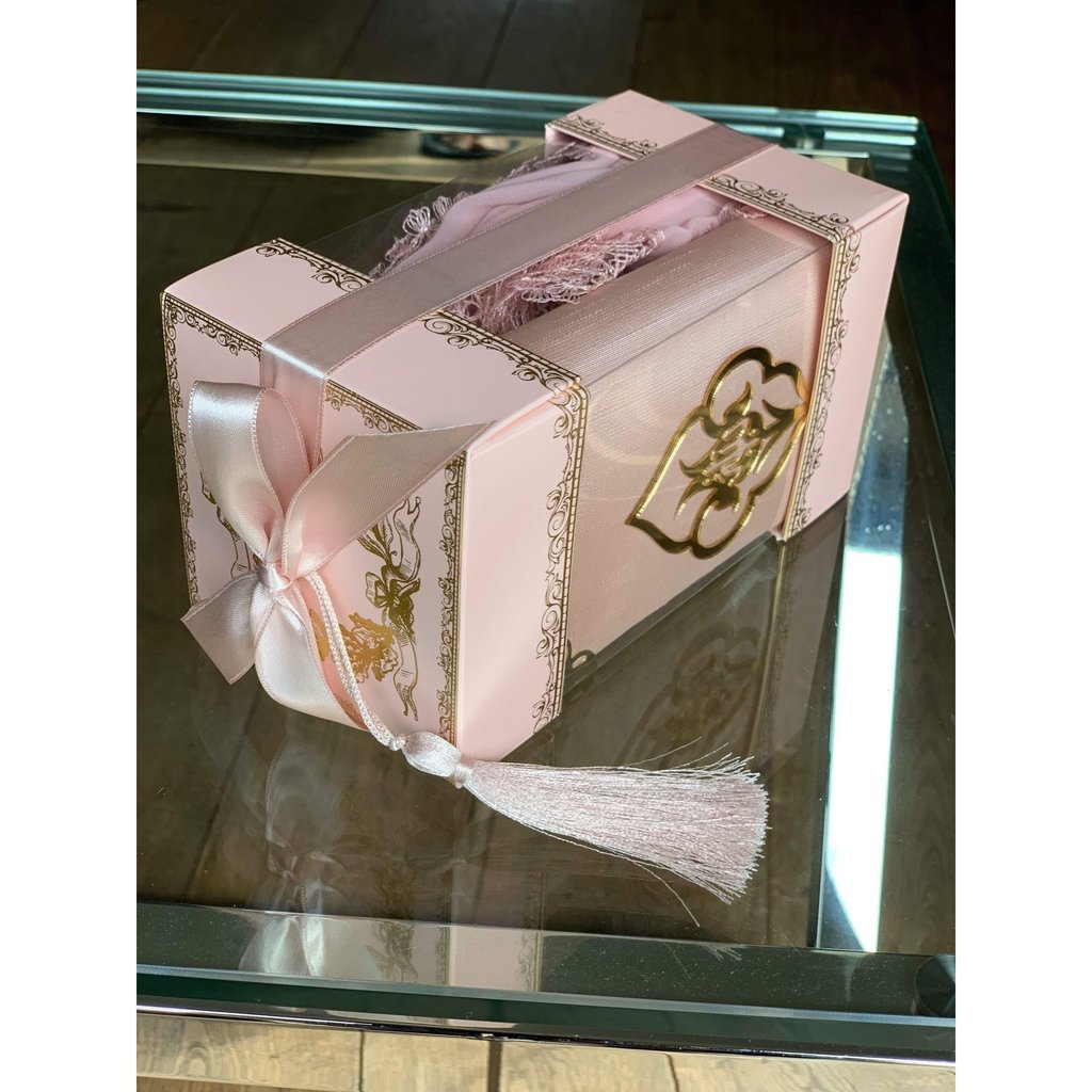 Islamic Gift Box with ladies head scarf and golden Quran in Arabic-Gift-Islamic Goods Direct
