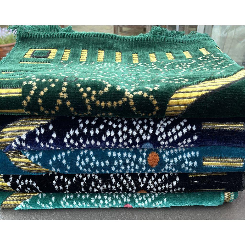Velvety Islamic Prayer Mat for Muslim Salah with Tasbih Prayer Beads-prayer mat-Islamic Goods Direct